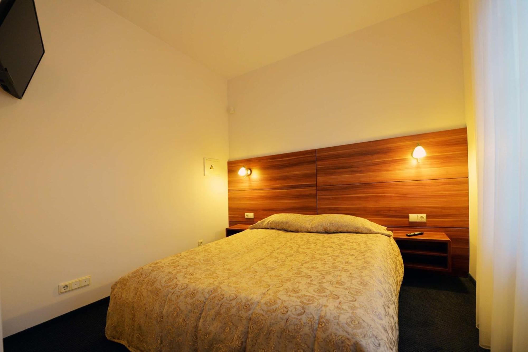 Guest House & Villa Astoma Паланга Стая снимка