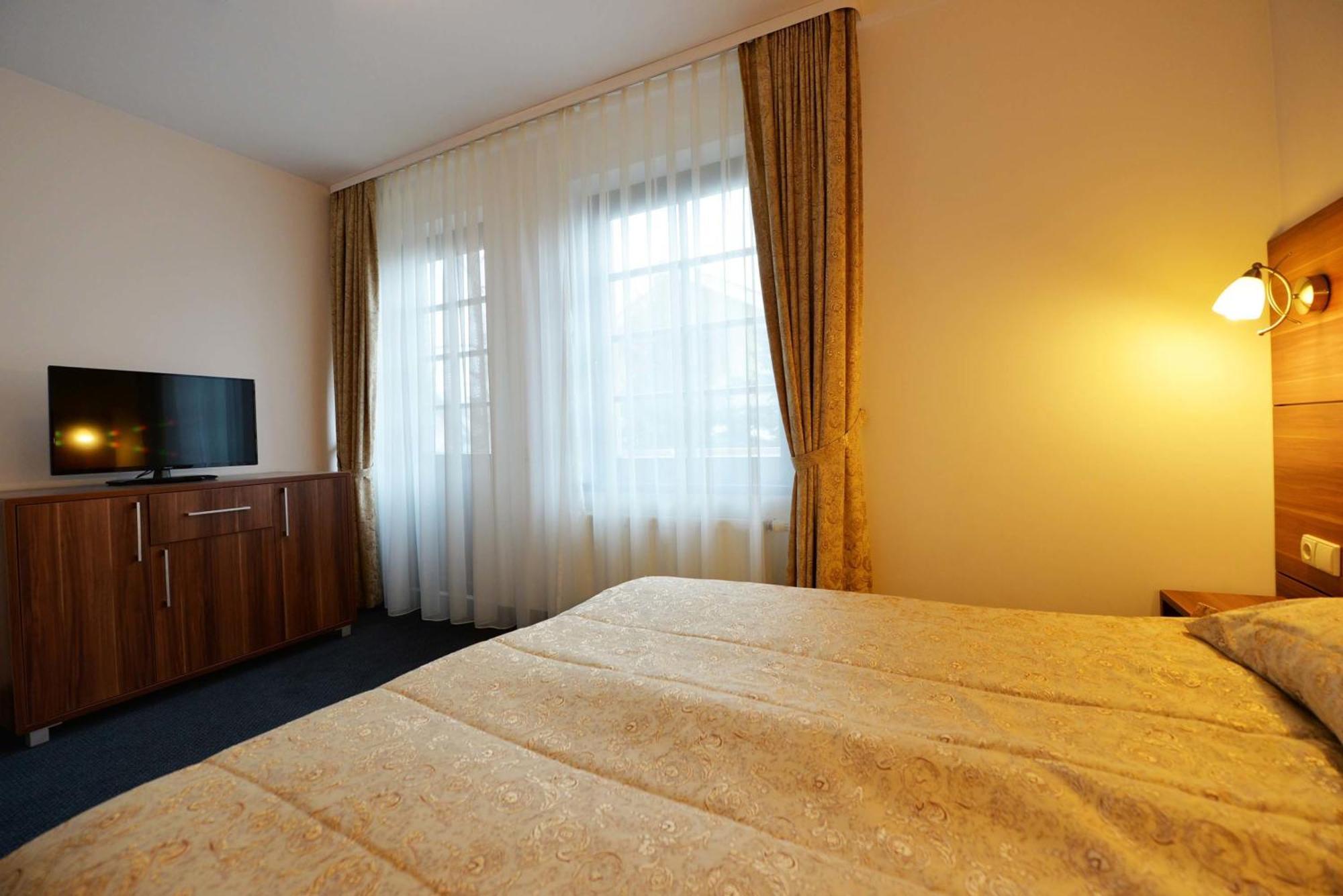 Guest House & Villa Astoma Паланга Стая снимка