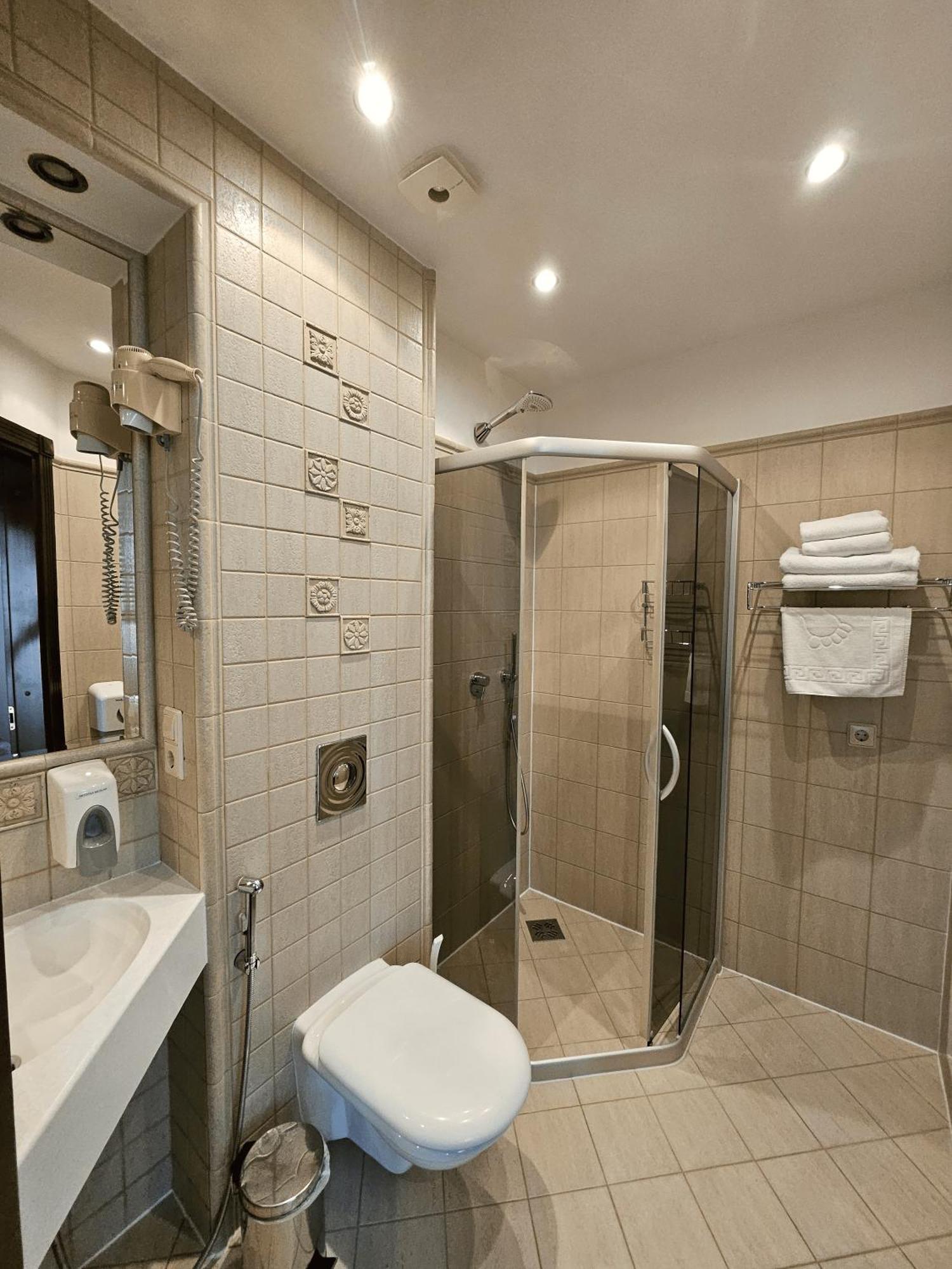 Guest House & Villa Astoma Паланга Екстериор снимка