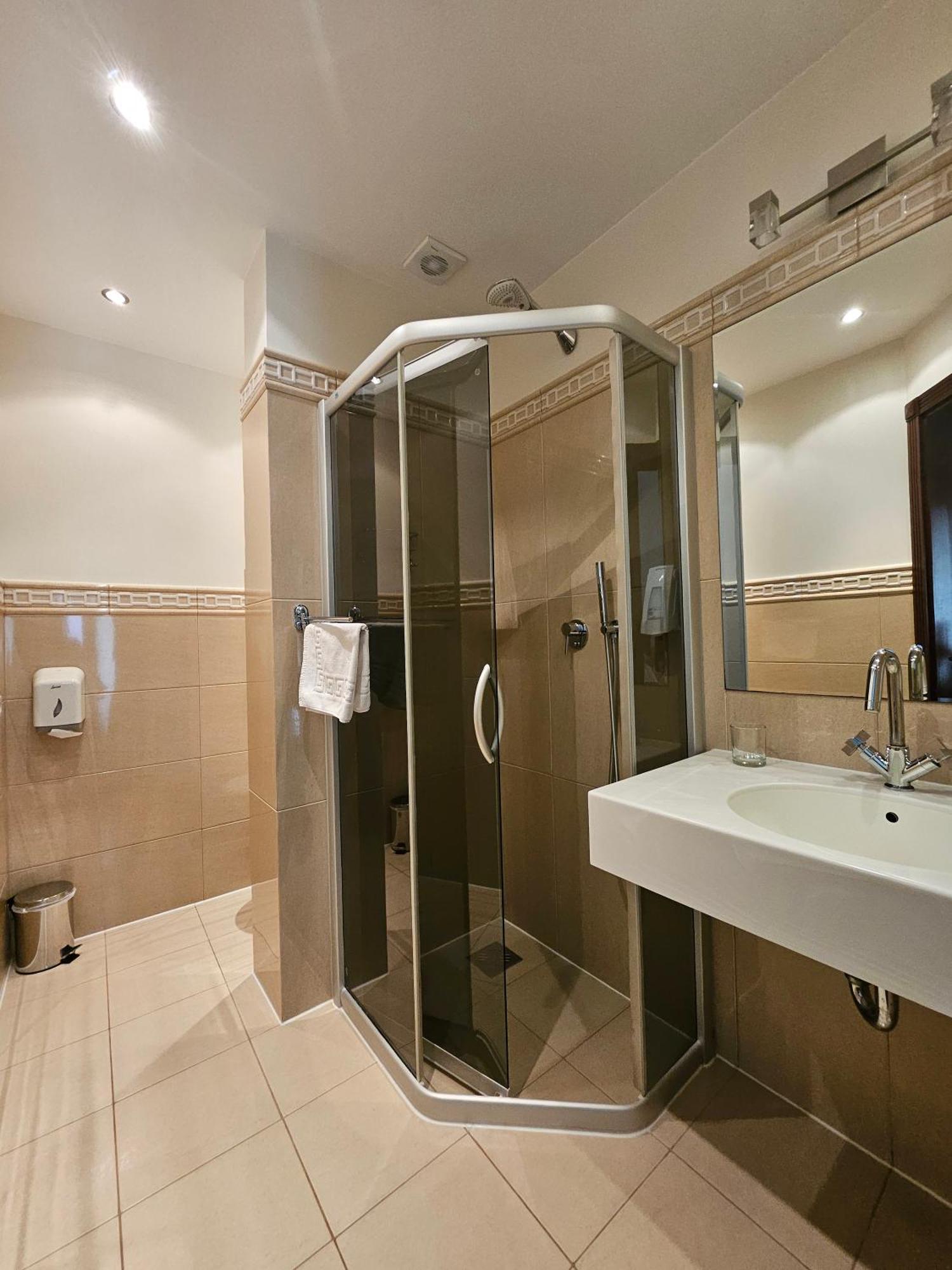 Guest House & Villa Astoma Паланга Екстериор снимка